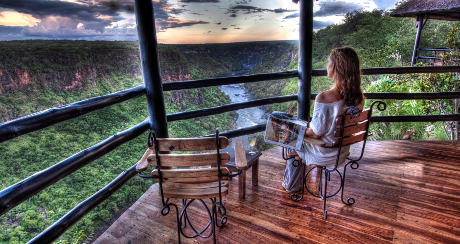 9 – Imvelo Safari Lodges – Gorges Lodge – Kick back and enjoy a sundowner with a view